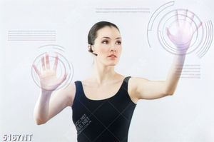 Tranh cô gái nghệ thuật