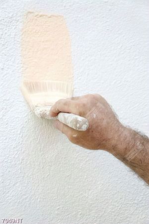 Tranh bức tường sơn trắng