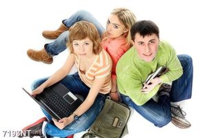 Tranh nhóm bạn trẻ 7193NT