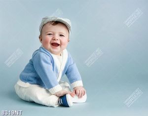 Tranh cậu bé dễ thương 8319NT