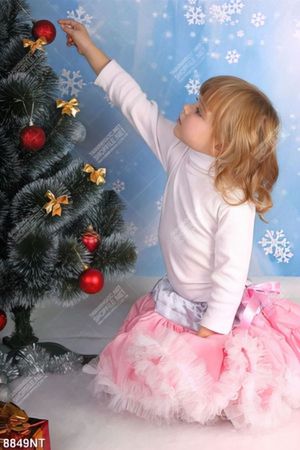 Tranh bé và cây thông noel 8849NT