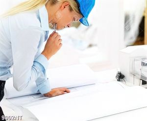 Tranh cô gái làm việc 9002NT