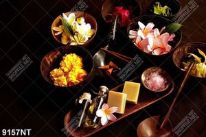 Tranh hoa và tinh dầu trang trí spa 