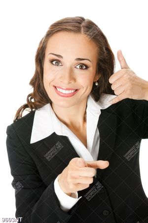 Tranh cô gái cưởi rạng rỡ