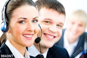 Tranh cô gái cười rạng rỡ