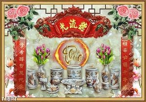 Tranh thư pháp và hao tulip trên nền giả ngọc trang trí bàn thờ tổ