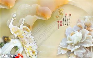Tranh giả ngọc chim công