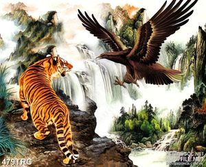Tranh đại bàng hổ giao tranh in canvas