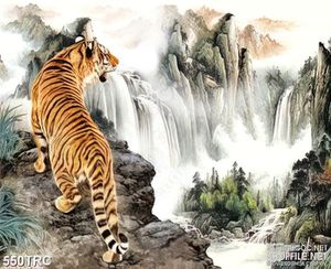 Tranh nghệ thuật hổ gầm vang cả khu rừng