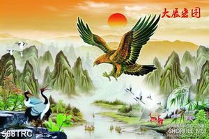 Tranh in uv đại bàng tung cánh trên đỉnh núi
