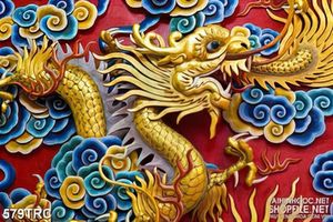 Tranh in canvas rồng vàng cưỡi mây dán tường
