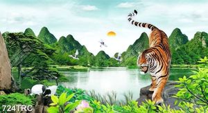 Tranh phong thuỷ Hổ và chim Hạc in kính đẹp