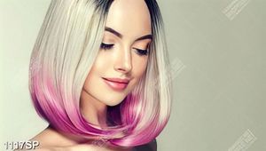 Tranh cô gái xinh đẹp với mái tóc highlight trang trí tường spa