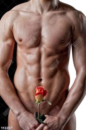 Tranh spa thân hình nam tính ướt át