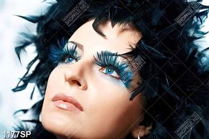 Tranh người mẫu makeup ấn tượng treo spa