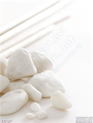 Tranh đẹp đá cuội trắng in uv
