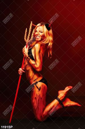 Tranh người mẫu bikini nóng bỏng trang trí spa