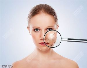 Tranh 3D soi da mặt cô gái treo spa