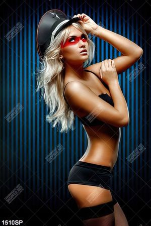Tranh người mẫu bikini gợi cảm treo tường spa
