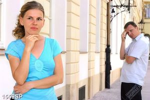 Tranh những con người mang nhiều suy tư