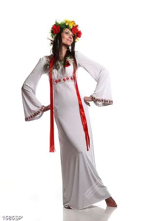 Tranh treo spa cô gái xinh đẹp đội hoa trên đầu