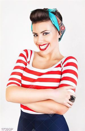Tranh cô gái cười rạng rỡ in uv