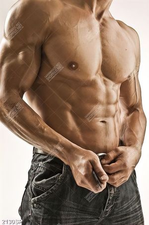 Tranh spa thân hình cơ bắp