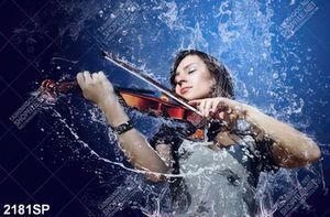 Tranh cô gái chơi đàn violon nghệ thuật