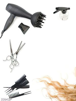 Tranh spa các loại dụng cụ làm tóc