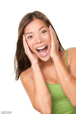 Tranh người đẹp cười rạng rỡ treo tường spa