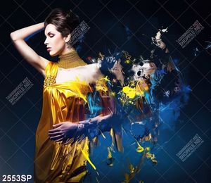 Tranh nghệ thuật cô gái mặc váy vàng treo spa