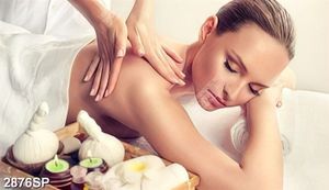Tranh cô gái nằm massage thư giãn