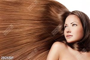 Tranh cô gái với mái tóc dài nâu tây in canvas treo spa