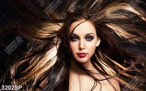Tranh cô gái xinh đẹp bung xõa mái tóc in canvas treo spa