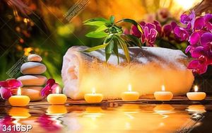 Tranh hoa lan đỏ và những ngọn nến treo tường spa