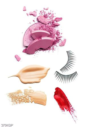 Tranh vết son đỏ và mi giả