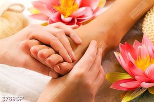 Tranh massage bàn chân
