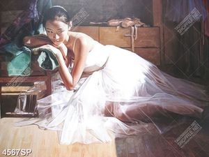 Tranh cô gái mặc váy voan trắng