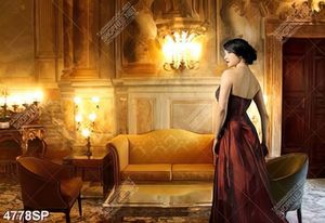 Tranh cô gái đứng trong phòng khách sang trọng