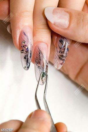 Tranh làm nail