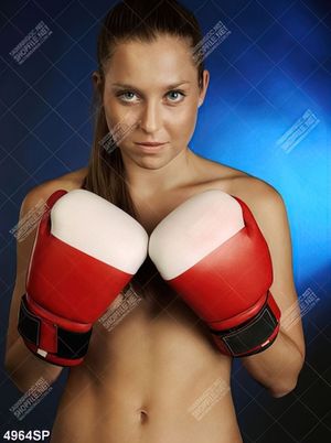 Tranh nữ boxing gợi cảm