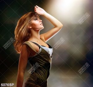 Tranh người mẫu đẹp chất lượng cao trang tri spa