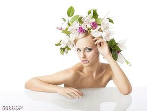 Tranh người mẫu đẹp chất lượng cao trang tri spa