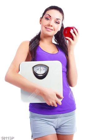 Tranh cô gái giảm cân