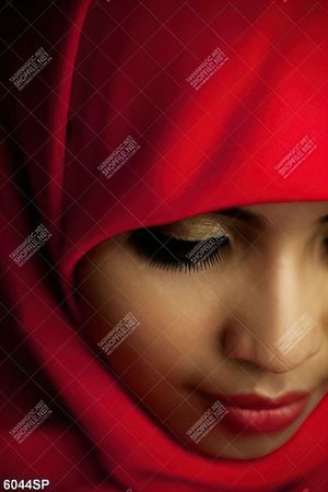 Tranh cô gái trùm khăn đỏ