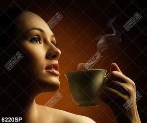Tranh cô gái uống trà
