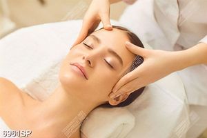 Tranh cô gái nằm thư giãn SP6961