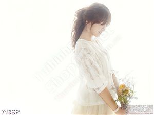 Tranh in uv cô gái tinh khiết