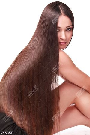 Tranh cô gái với mái tóc dài suôn mượt SP7156