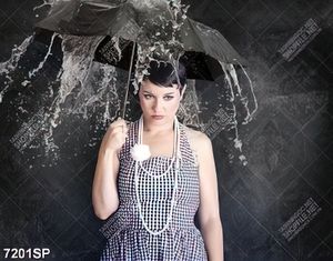 Tranh cô gái cầm ô SP7201